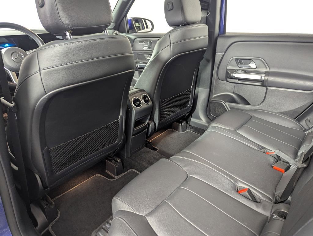 Used 2021 Mercedes-Benz GLB 250 image 34