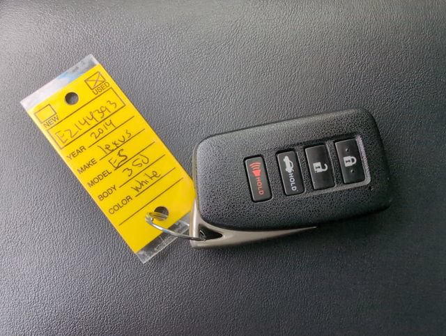 Used 2014 Lexus ES 350 w/ Premium Package FWD image 32
