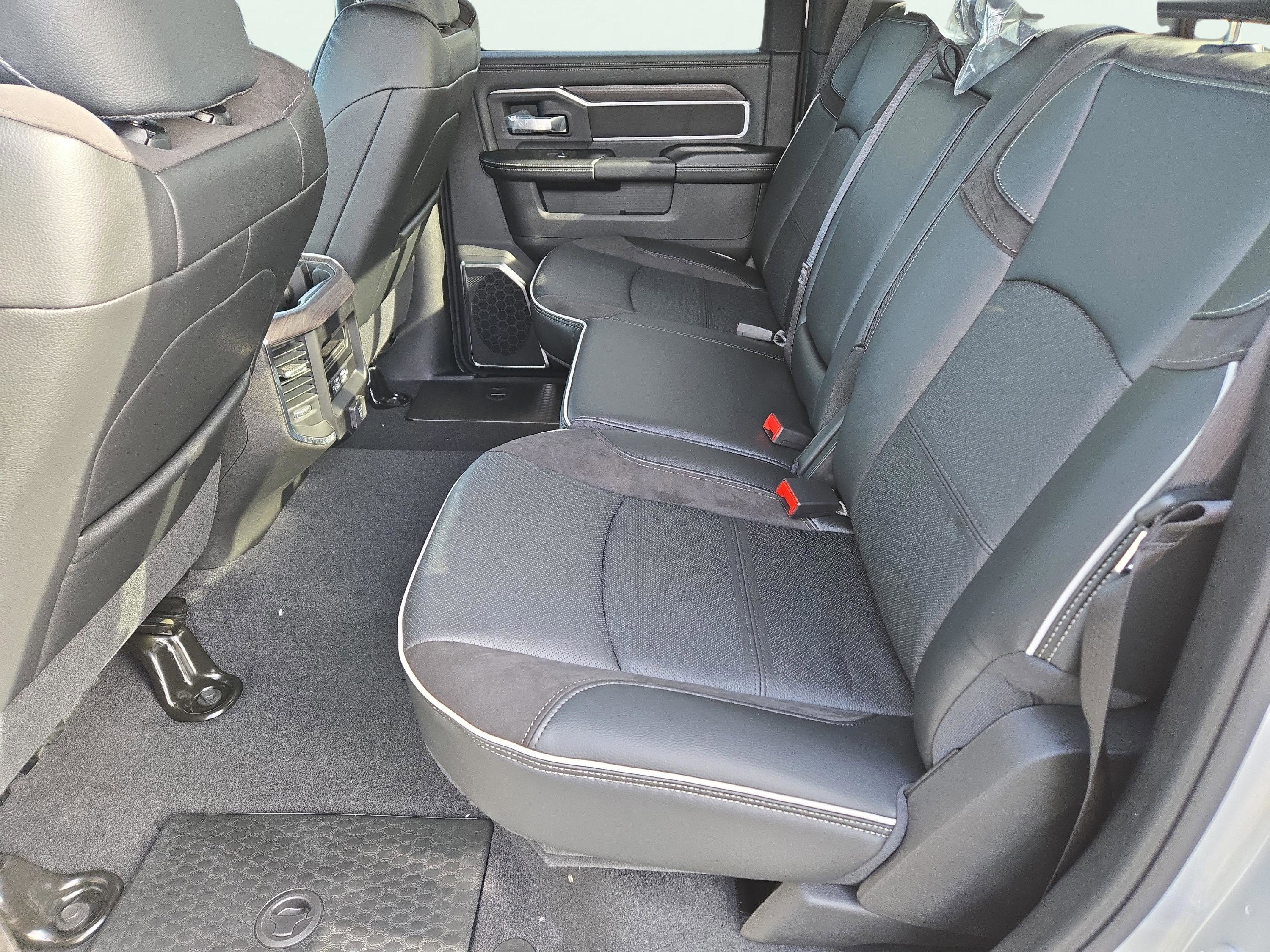 New 2026 RAM 2500 Laramie w/ Sport Appearance Package image 17