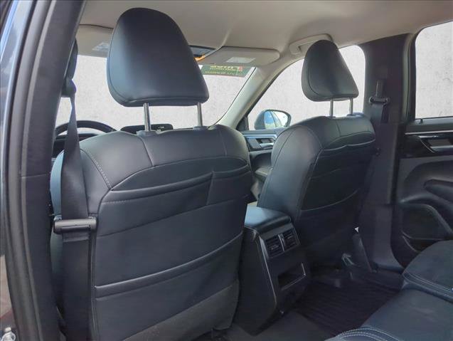 Used 2024 Mitsubishi Outlander SE AWD/4WD image 17