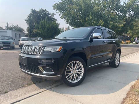 Used 2017 Jeep Grand Cherokee Summit w/ Skid Plate Group image 7
