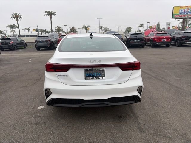 Used 2024 Kia Forte LXS image 4