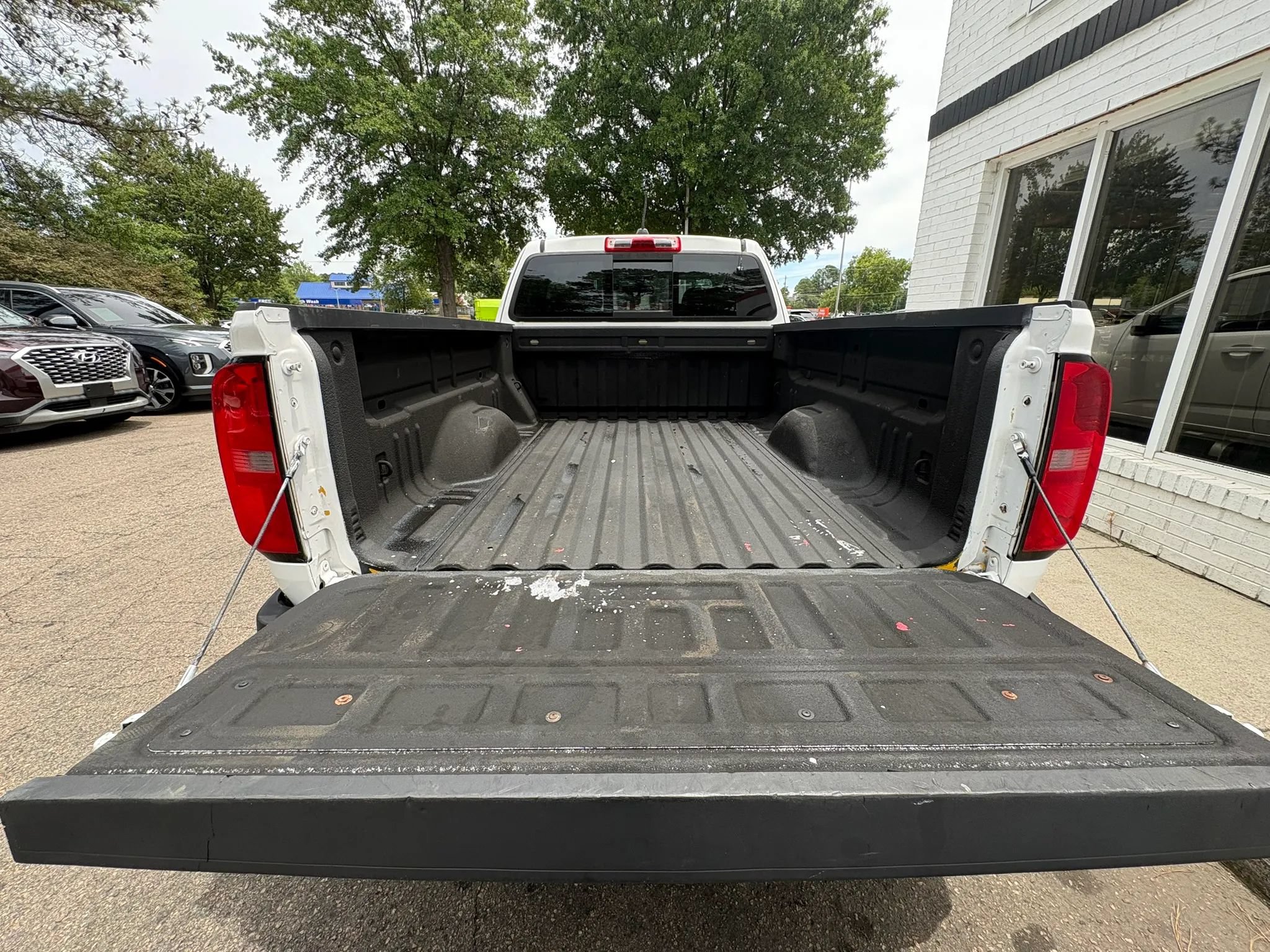 Used 2016 Chevrolet Colorado Z71 AWD/4WD image 18
