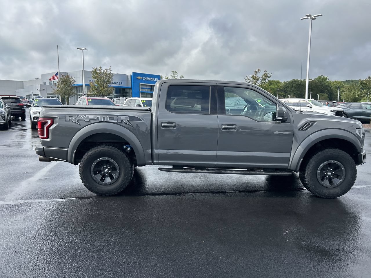 Used 2018 Ford F150 Raptor w/ Equipment Group 802A Luxury AWD/4WD image 8