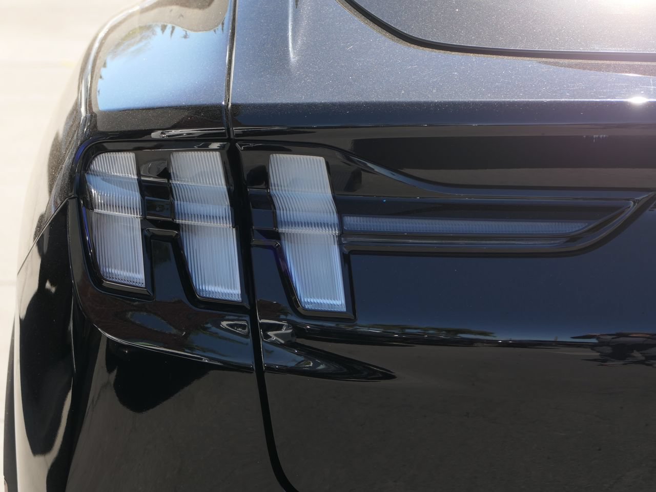 Used 2022 Ford Mustang Mach-E Select RWD image 6