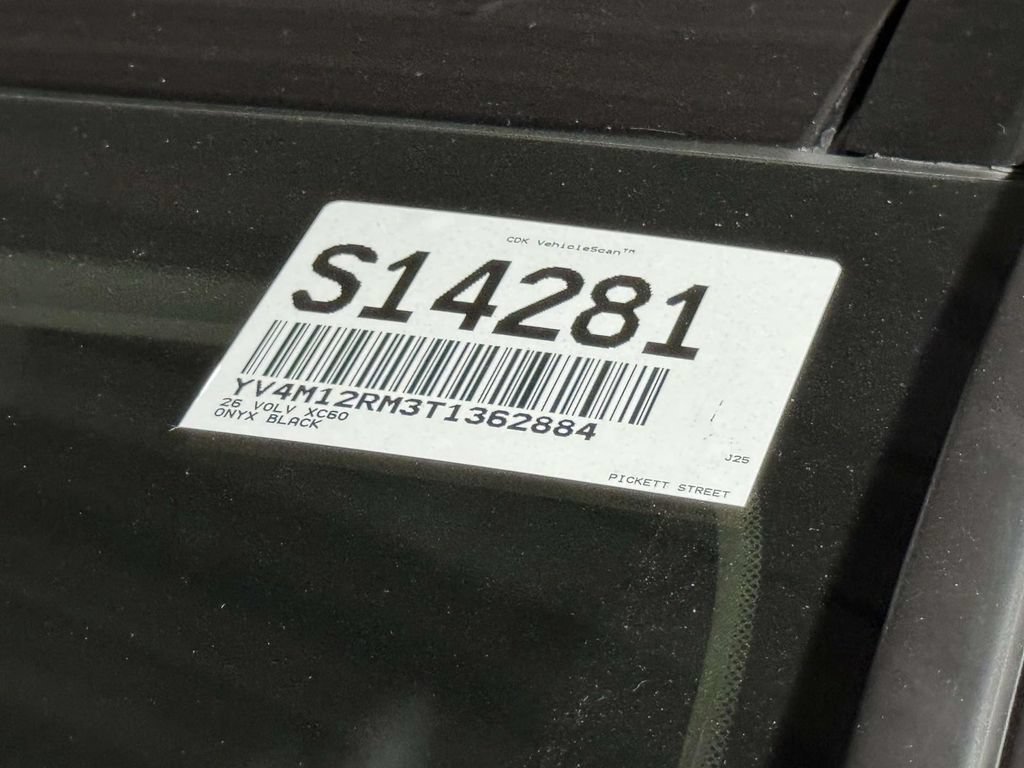 Certified 2026 Volvo XC60 B5 Ultra w/ Protection Package Premier AWD/4WD image 7
