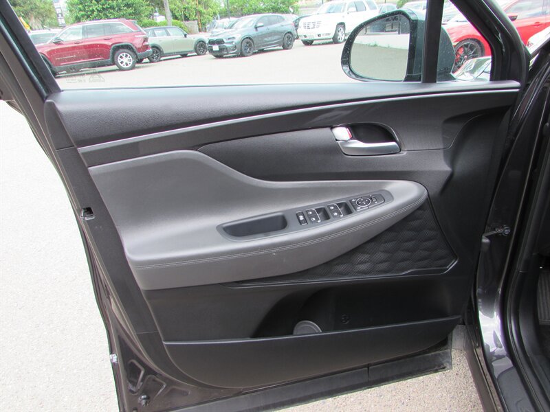 Used 2023 Hyundai Santa Fe SEL AWD/4WD image 9