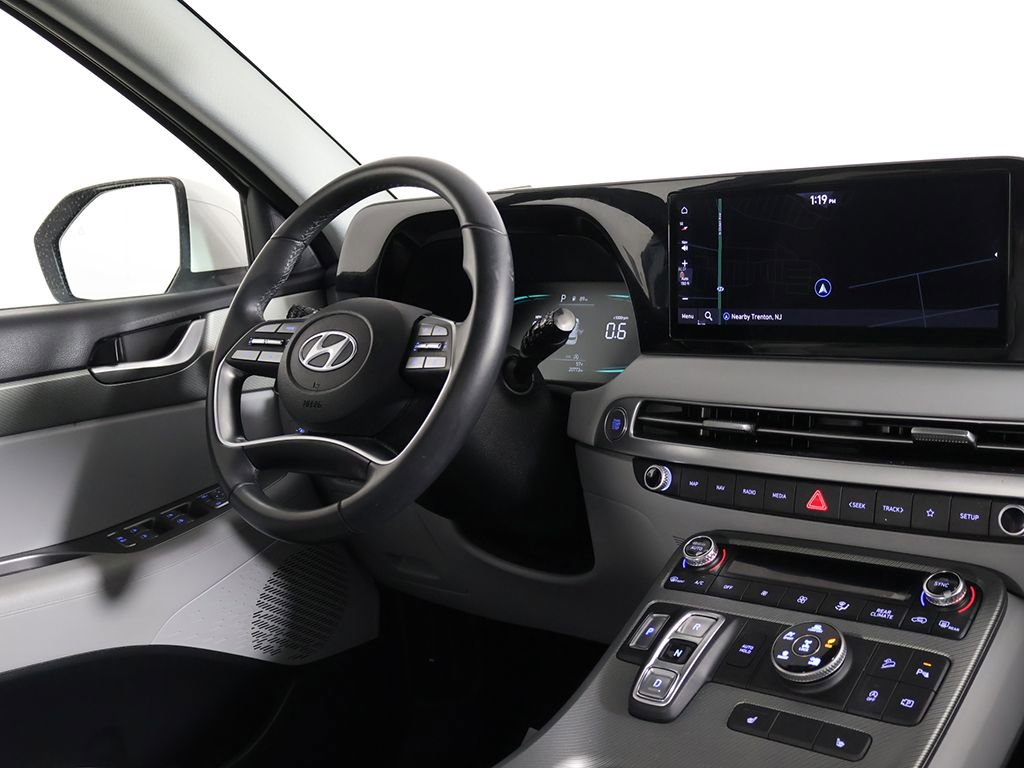 Used 2025 Hyundai Palisade SEL AWD/4WD image 35
