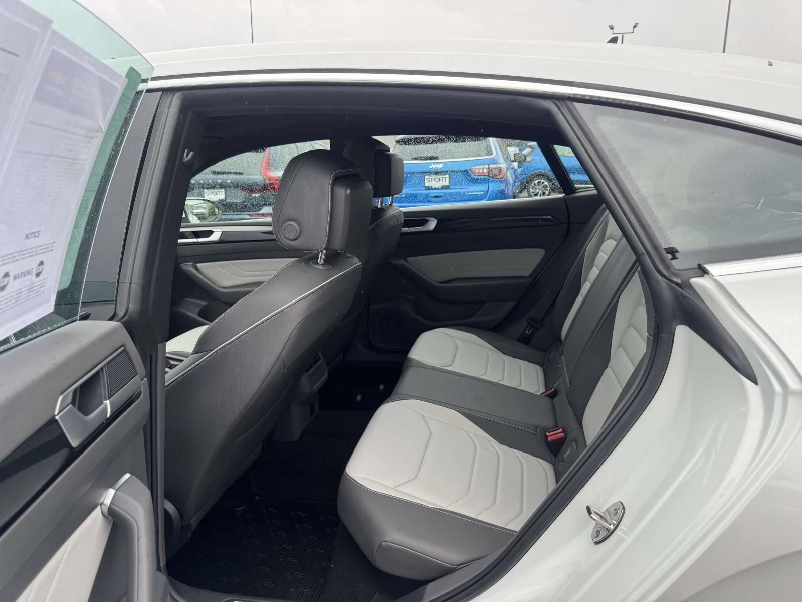 Used 2023 Volkswagen Arteon SEL AWD/4WD image 22