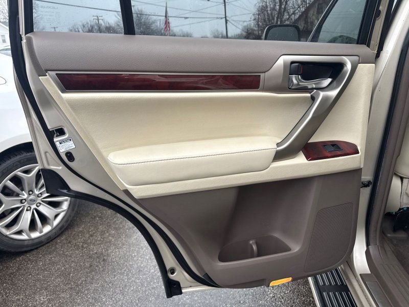 Used 2010 Lexus GX 460 image 13