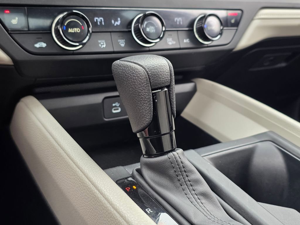 Used 2025 Honda Accord SE image 32