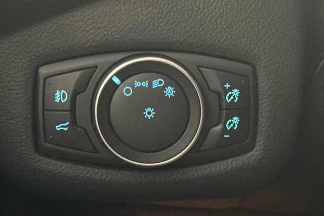 Used 2017 Ford Escape SE image 31