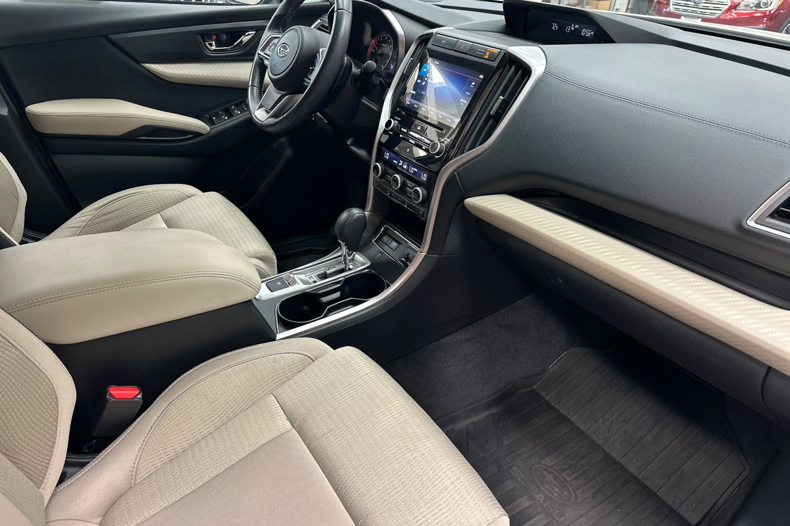 Used 2022 Subaru Ascent Premium w/ Convenience Package AWD/4WD image 22