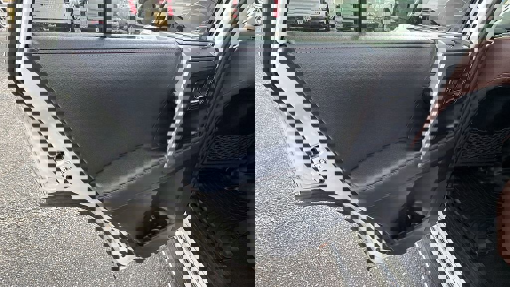 Used 2021 Toyota 4Runner Limited image 20