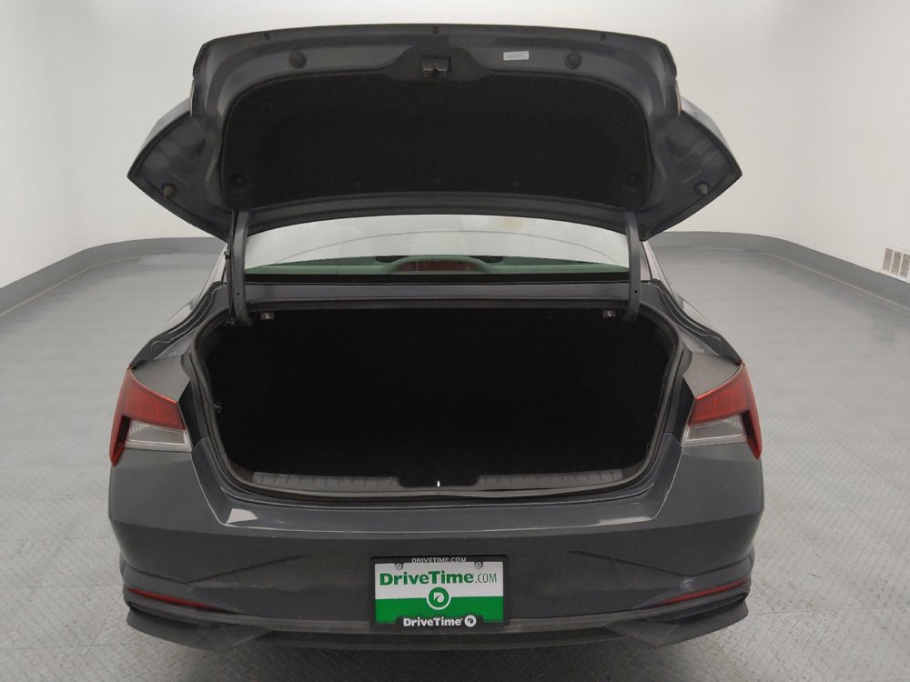 Used 2023 Hyundai Elantra SEL image 29