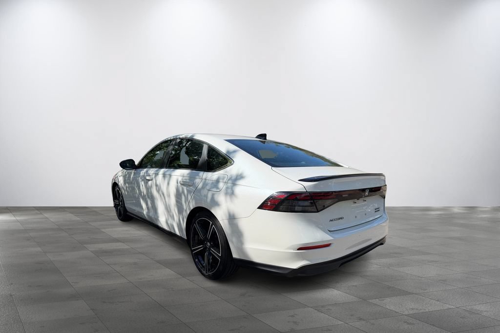 Used 2024 Honda Accord Sport image 4