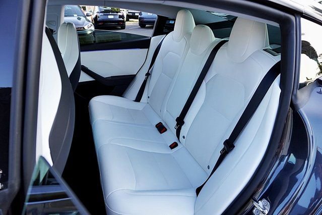 Used 2024 Tesla Model 3 Performance image 18