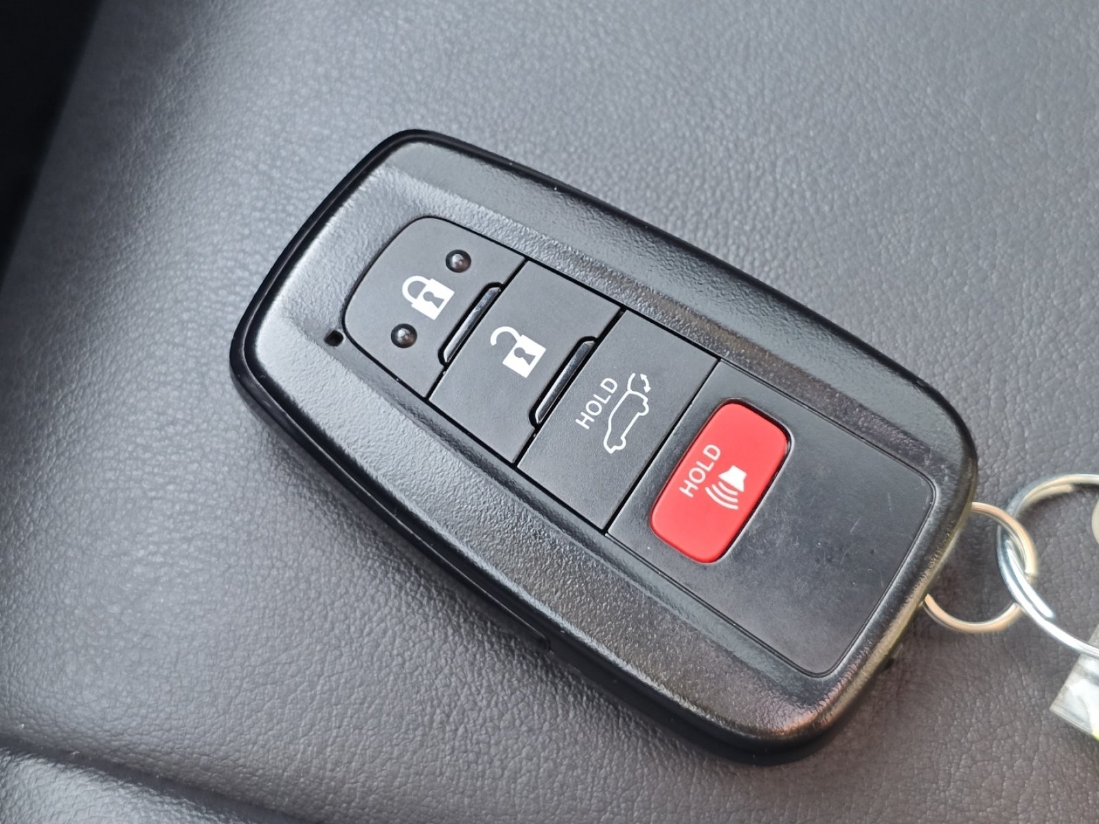 Used 2022 Toyota RAV4 XSE AWD/4WD image 33