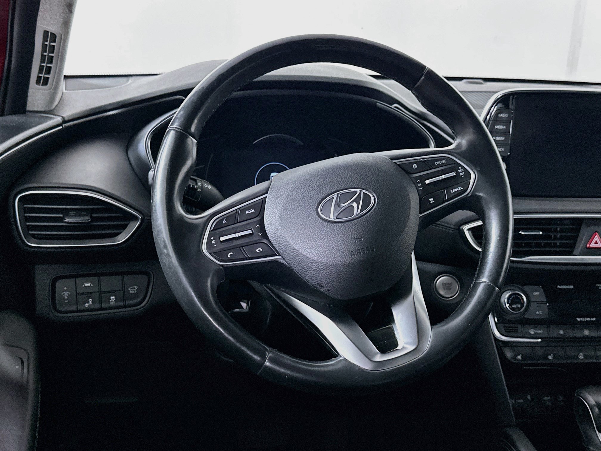 Used 2020 Hyundai Santa Fe Limited w/ Cargo Package FWD image 18