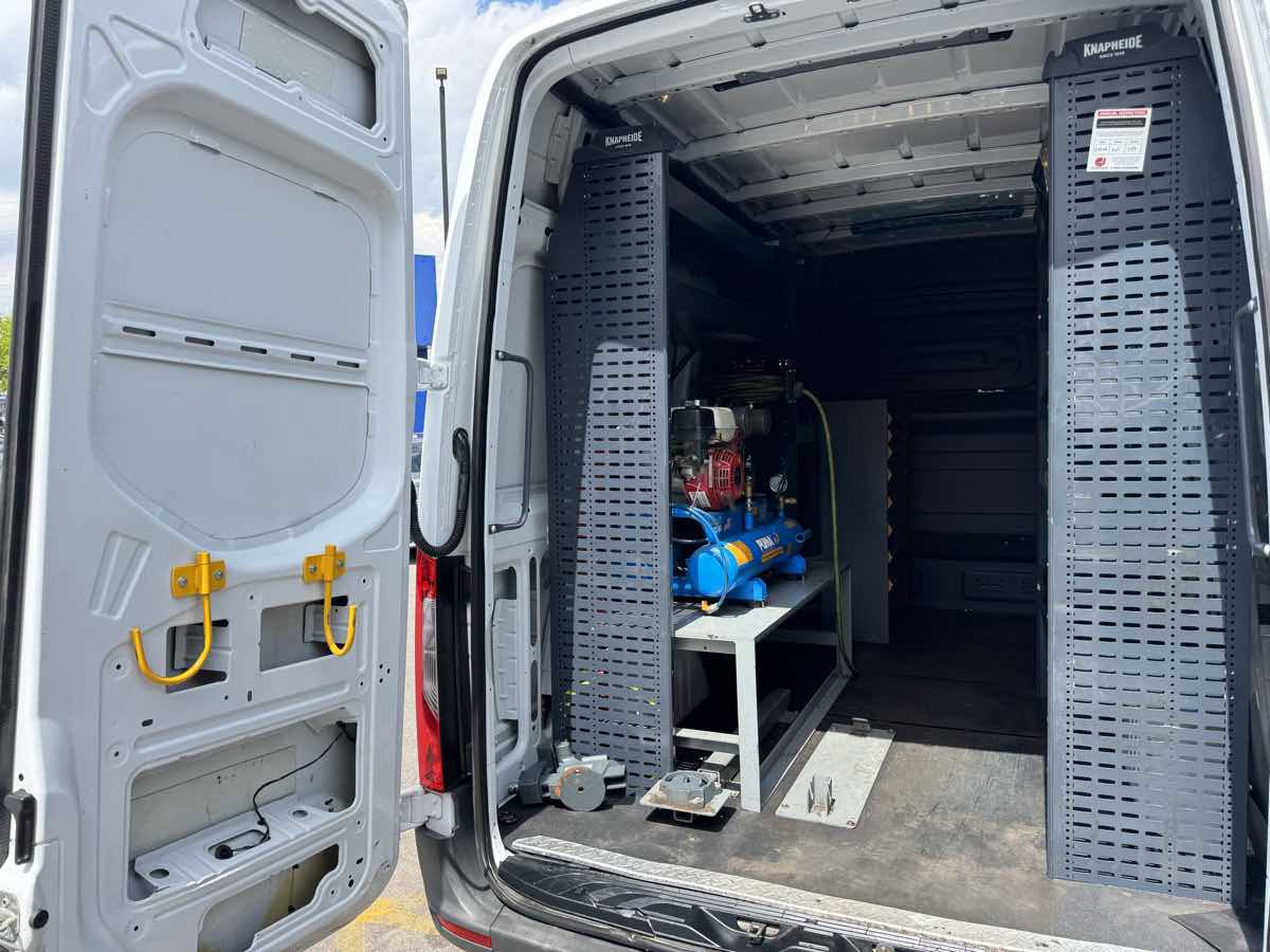 Used 2021 Freightliner Sprinter 2500 RWD image 36