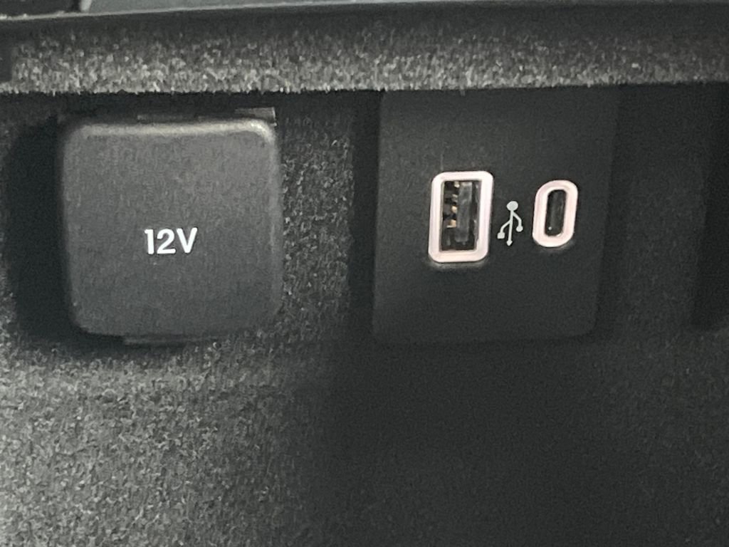 Certified 2022 Lincoln Corsair Reserve w/ Equipment Group 201A image 14