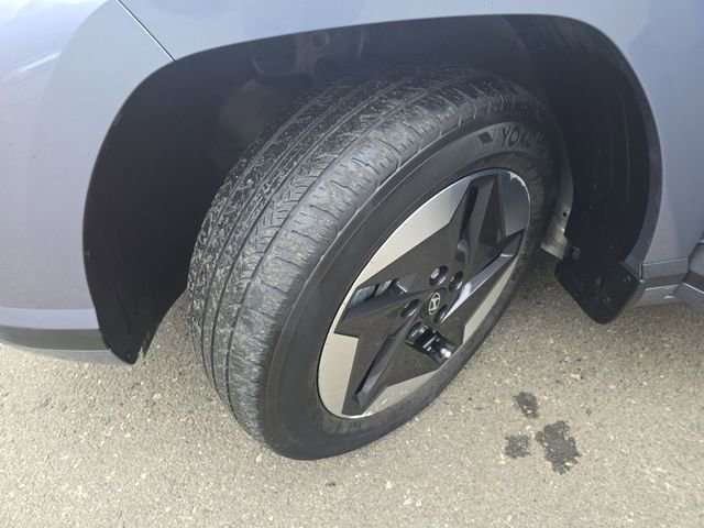 Certified 2024 Hyundai Kona SEL image 43