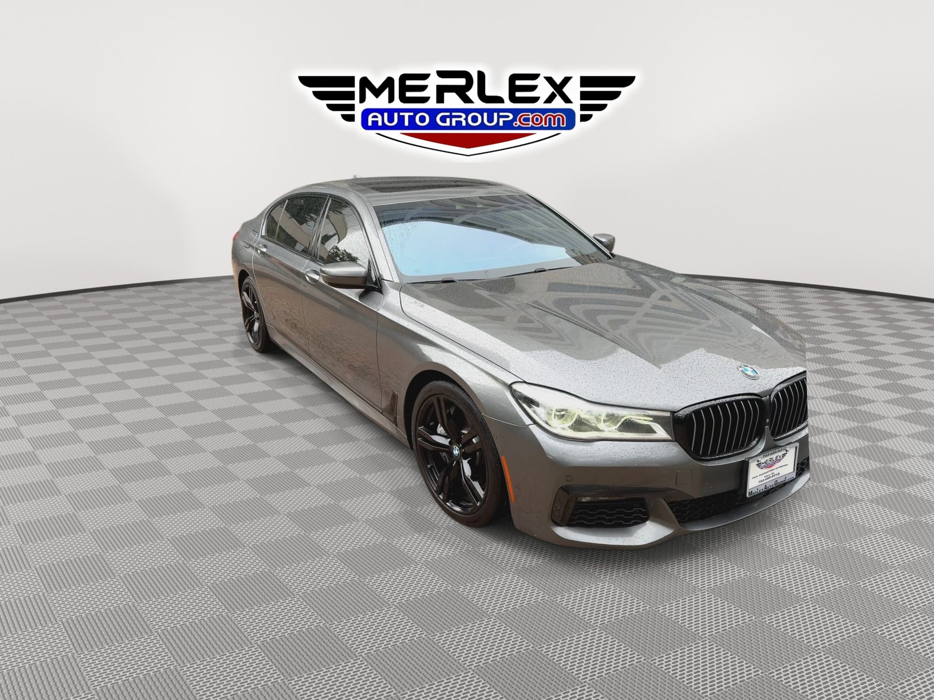 Used 2017 BMW 750i RWD image 2