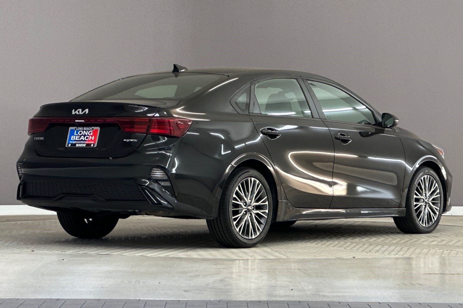 Used 2022 Kia Forte GT-Line w/ GT-Line Technology Package FWD image 9