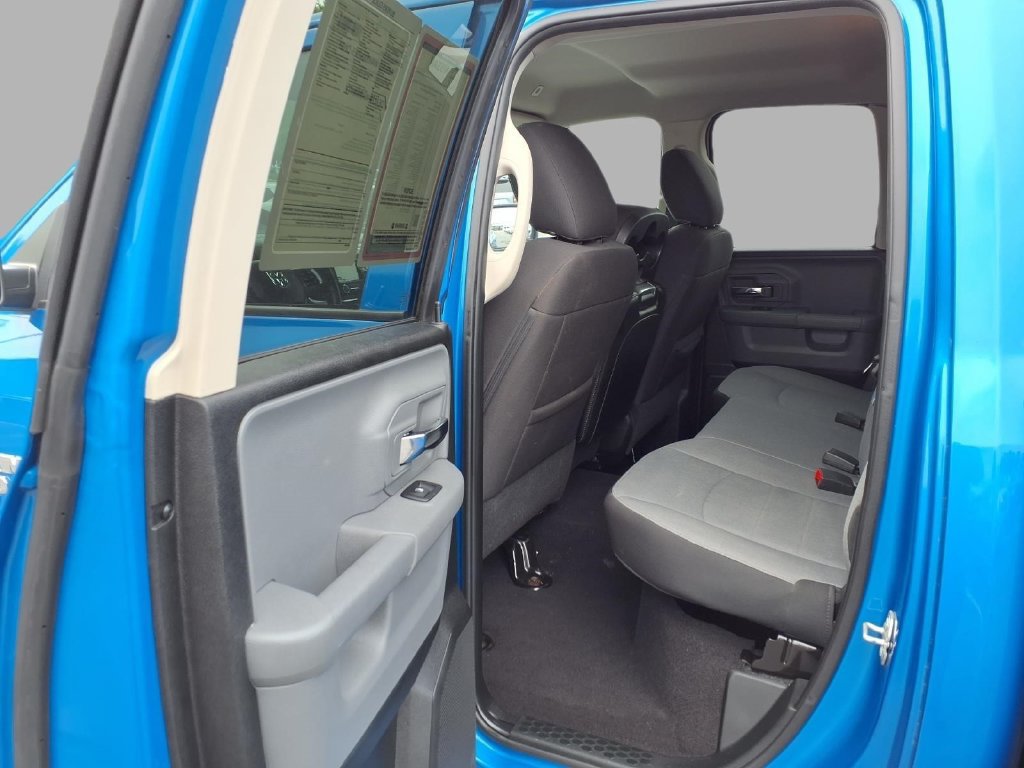 Used 2024 RAM 1500 Classic SLT AWD/4WD image 23