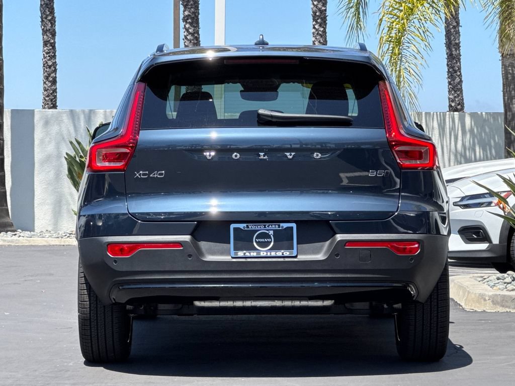 New 2026 Volvo XC40 B5 Ultra w/ Protection Package Premier AWD/4WD image 4