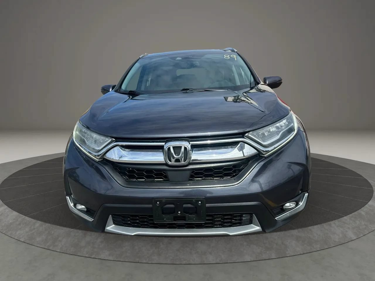 Used 2018 Honda CR-V Touring image 2