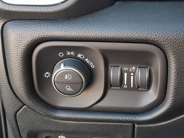 Used 2023 RAM 1500 Laramie AWD/4WD image 24