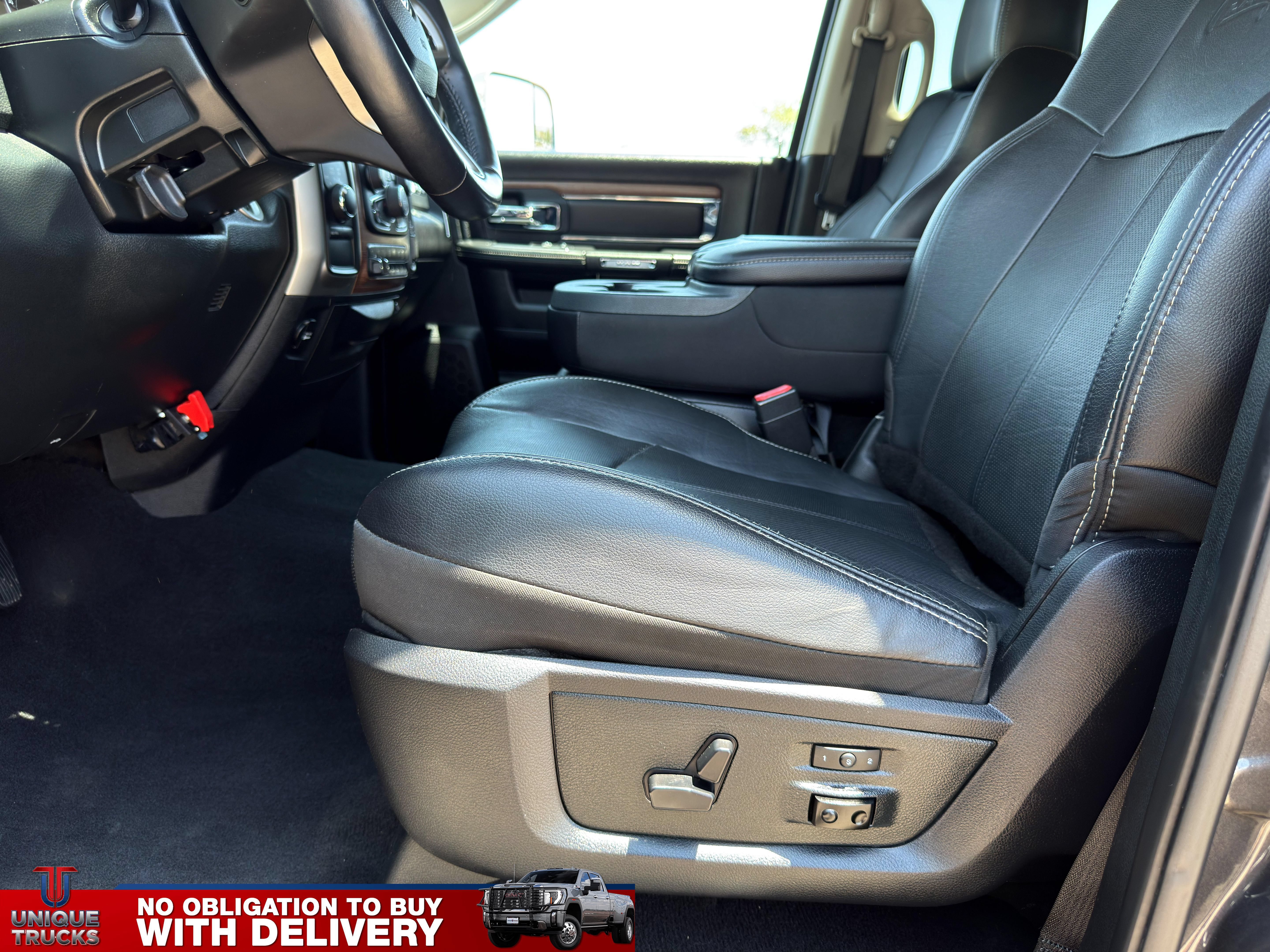 Used 2018 RAM 3500 Laramie w/ Cold Weather Group AWD/4WD image 22