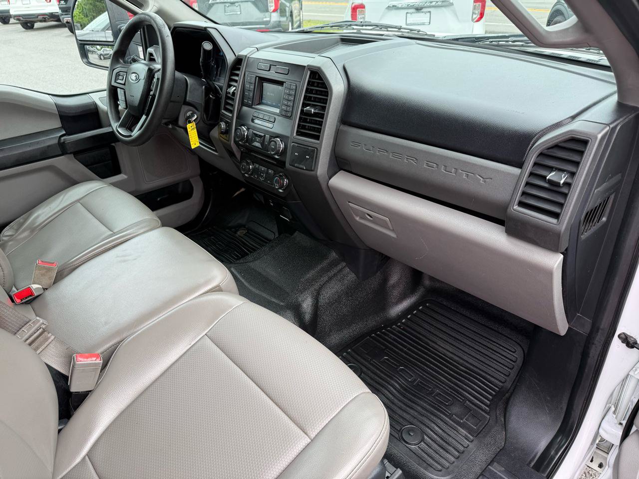 Used 2017 Ford F250 XL w/ Power Equipment Group RWD image 19