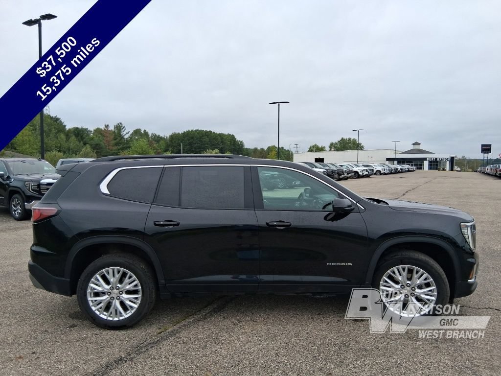 Used 2024 GMC Acadia Elevation w/ Trailering Package AWD/4WD image 7