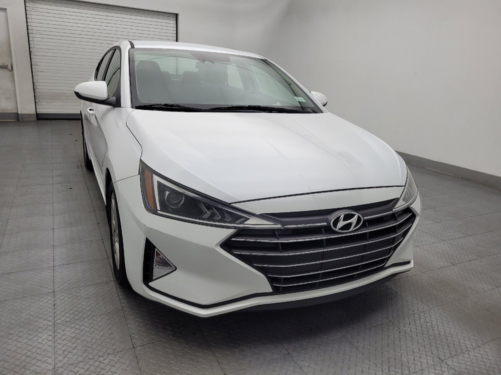 Used 2019 Hyundai Elantra SEL w/ Winter Weather Package FWD image 14