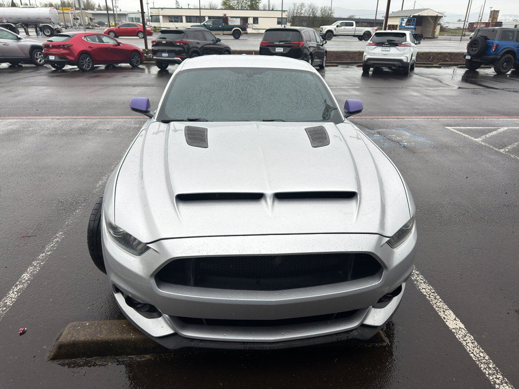 Used 2015 Ford Mustang GT Premium w/ Equipment Group 401A image 4
