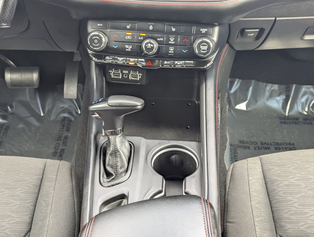 Used 2024 Dodge Durango GT image 10