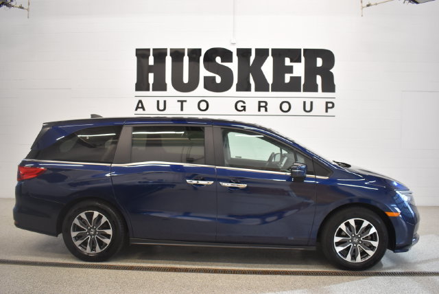 Used 2024 Honda Odyssey EX-L image 2