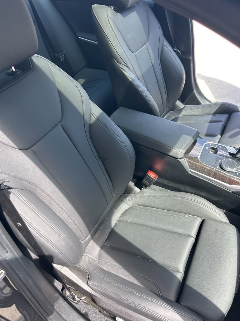 Used 2020 BMW 330i Sedan w/ Premium Package image 16