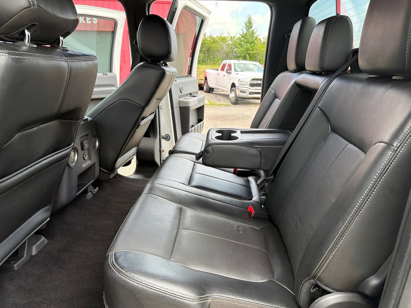 Used 2014 Ford F350 Lariat AWD/4WD image 27