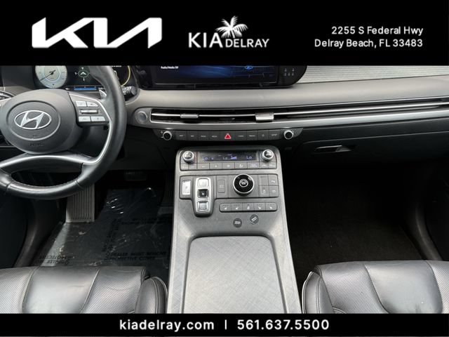 Used 2023 Hyundai Palisade Limited FWD image 13