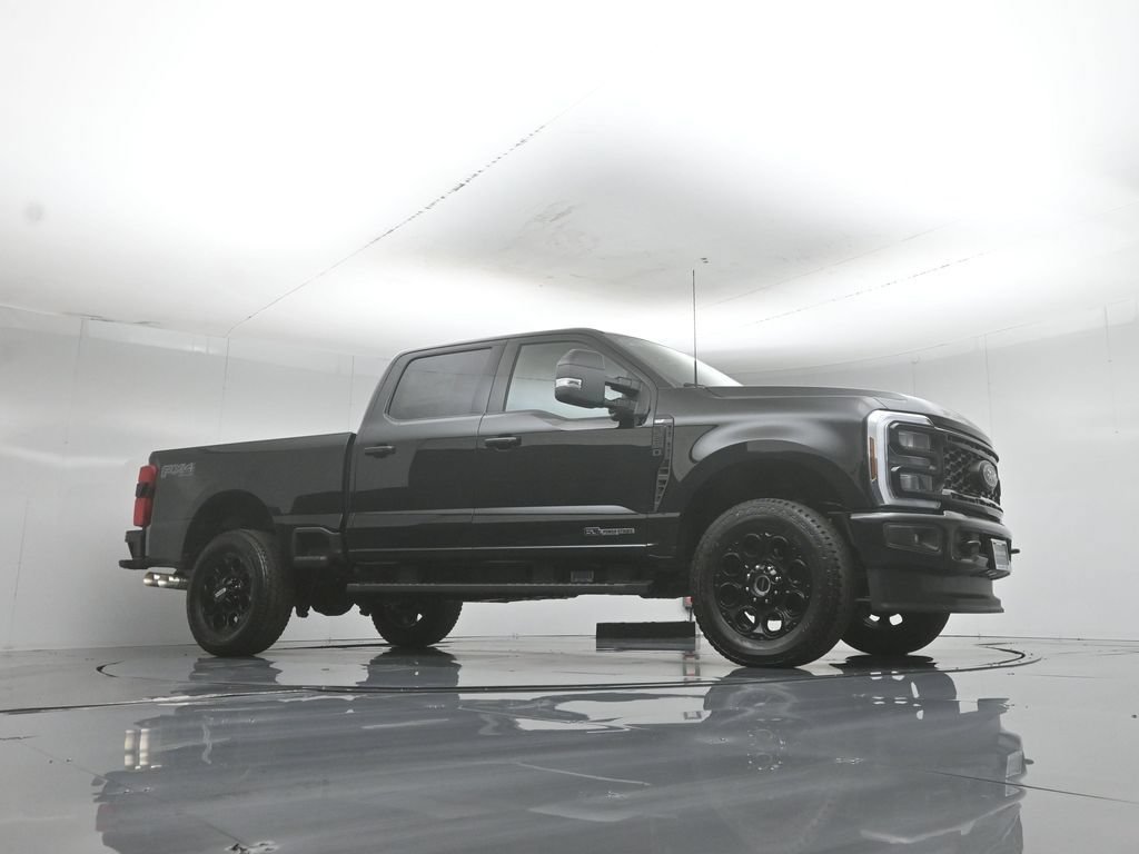 New 2026 Ford F250 XLT w/ XLT Premium Package AWD/4WD image 3