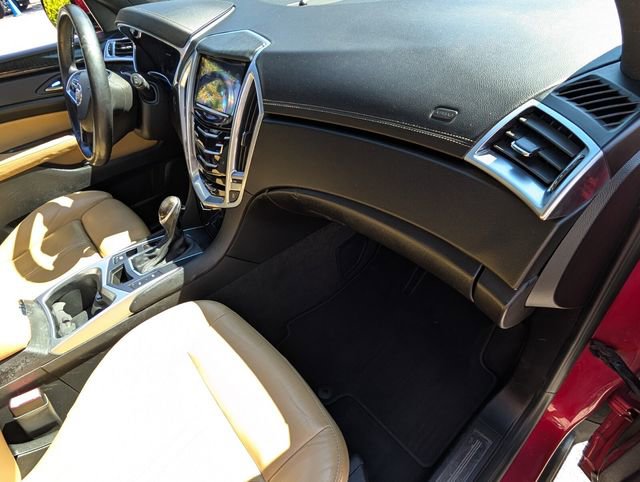 Used 2016 Cadillac SRX Luxury image 18