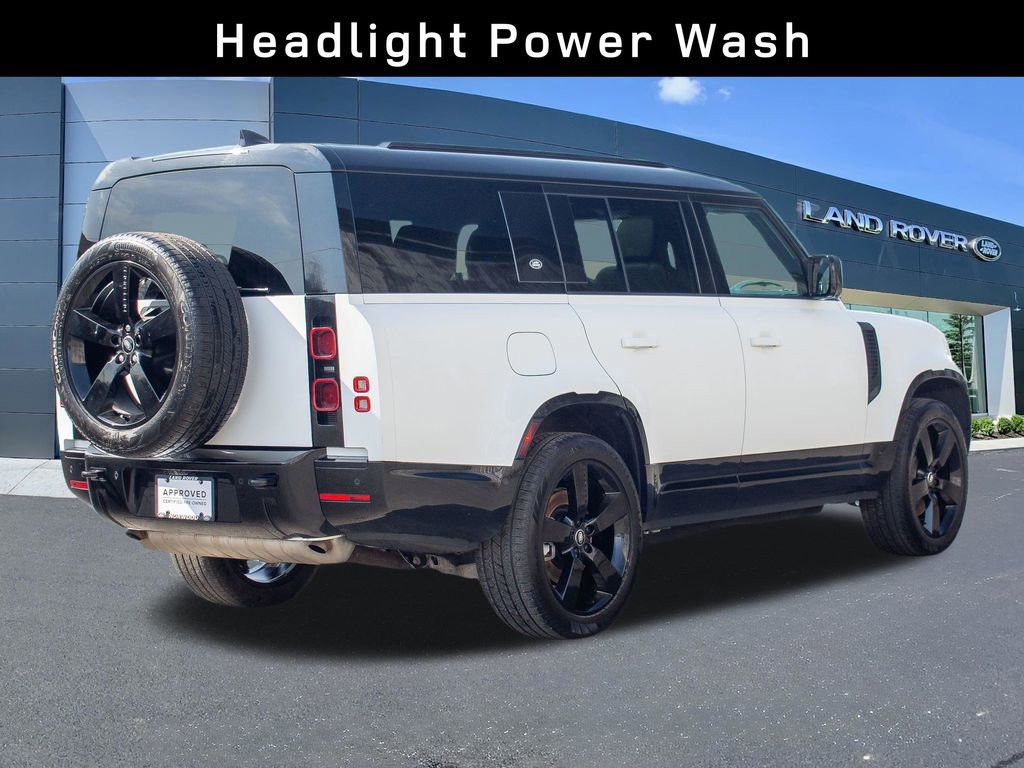 Certified 2024 Land Rover Defender 130 X-Dynamic SE image 4