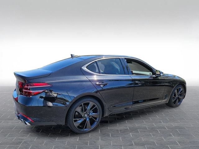 Used 2023 Genesis G70 2.0T w/ Sport Prestige Package RWD image 5