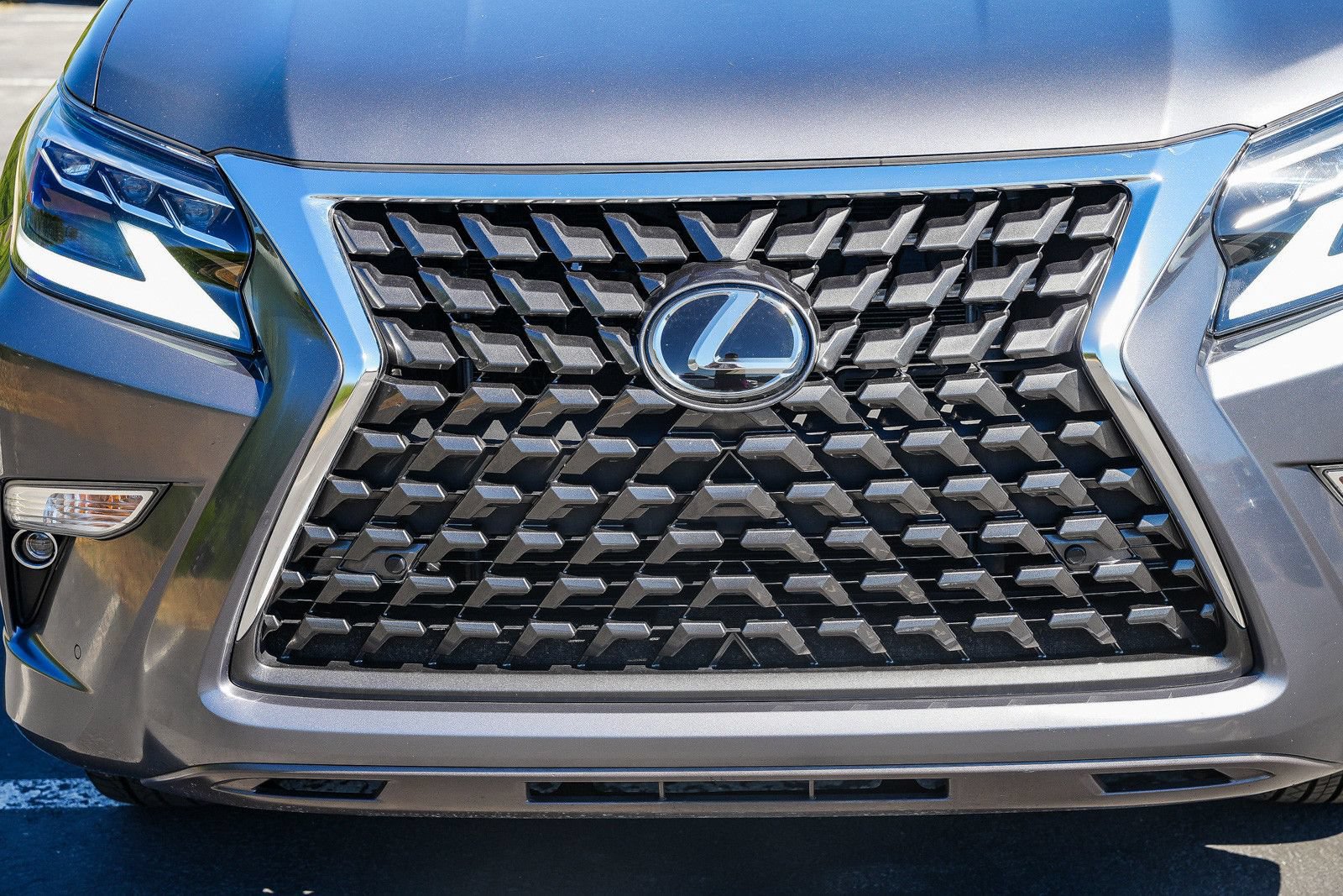 Used 2023 Lexus GX 460 Premium w/ Premium Plus Package AWD/4WD image 7