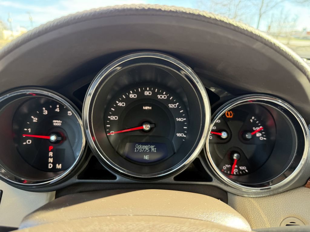 Used 2008 Cadillac CTS 3.6 AWD w/ Luxury Level Two Package image 31