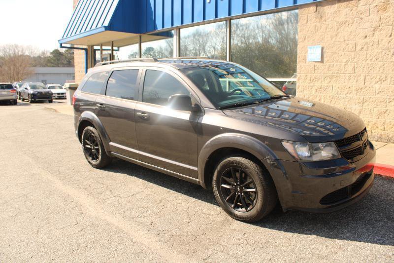 Used 2020 Dodge Journey SE w/ SE Popular Equipment Group image 1
