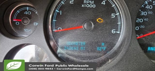 Used 2009 Chevrolet Suburban LTZ AWD/4WD image 5